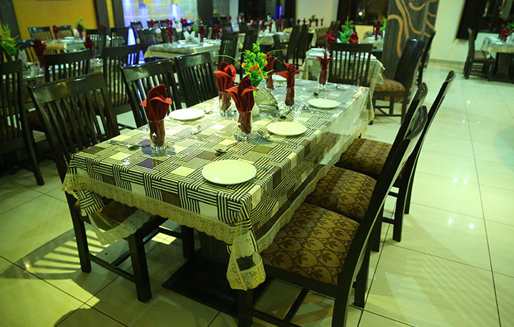 pure veg RESTAURANT in madhuban